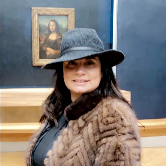 💲Everything Is Negotiable💲 Markdowns✨👠💃🏻 - Picture 3 of 8